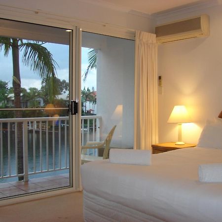 Portside Noosa Waters Hotel Noosaville Exterior photo
