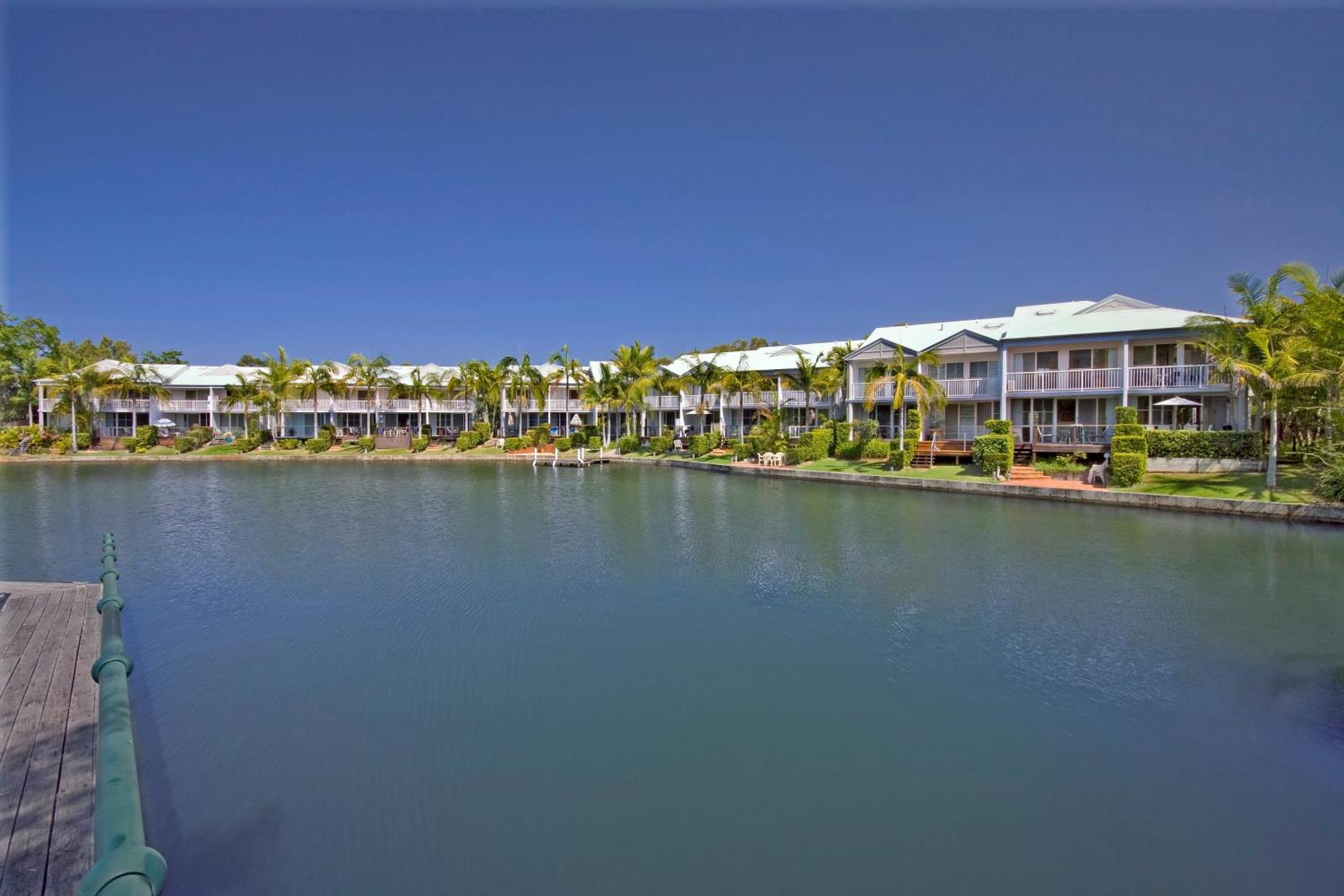 Portside Noosa Waters Hotel Noosaville Exterior photo