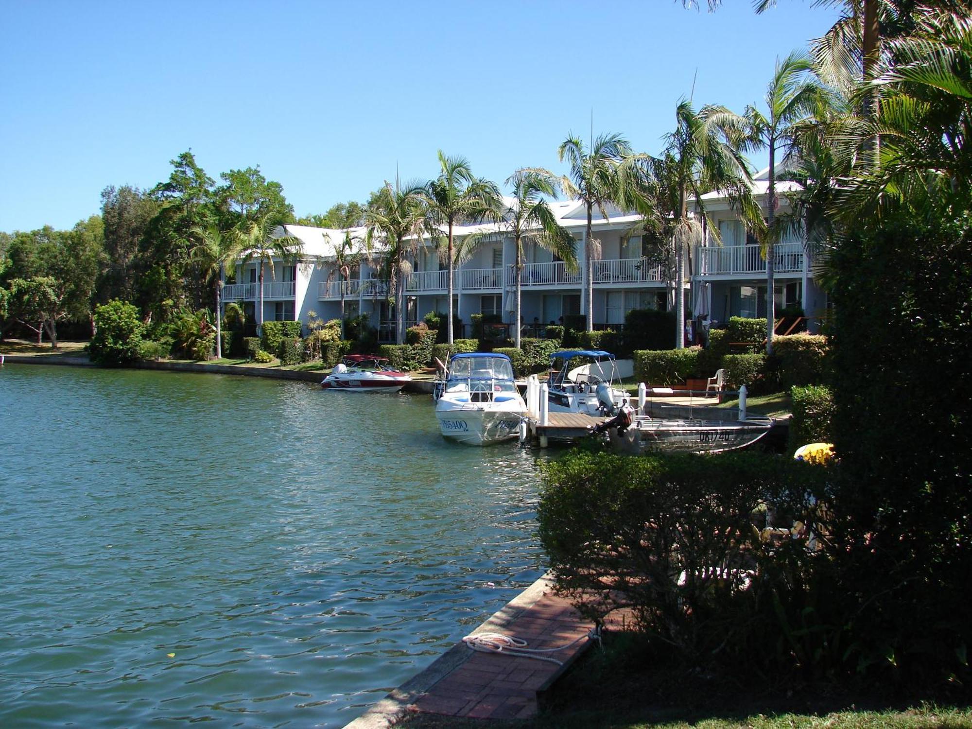 Portside Noosa Waters Hotel Noosaville Exterior photo