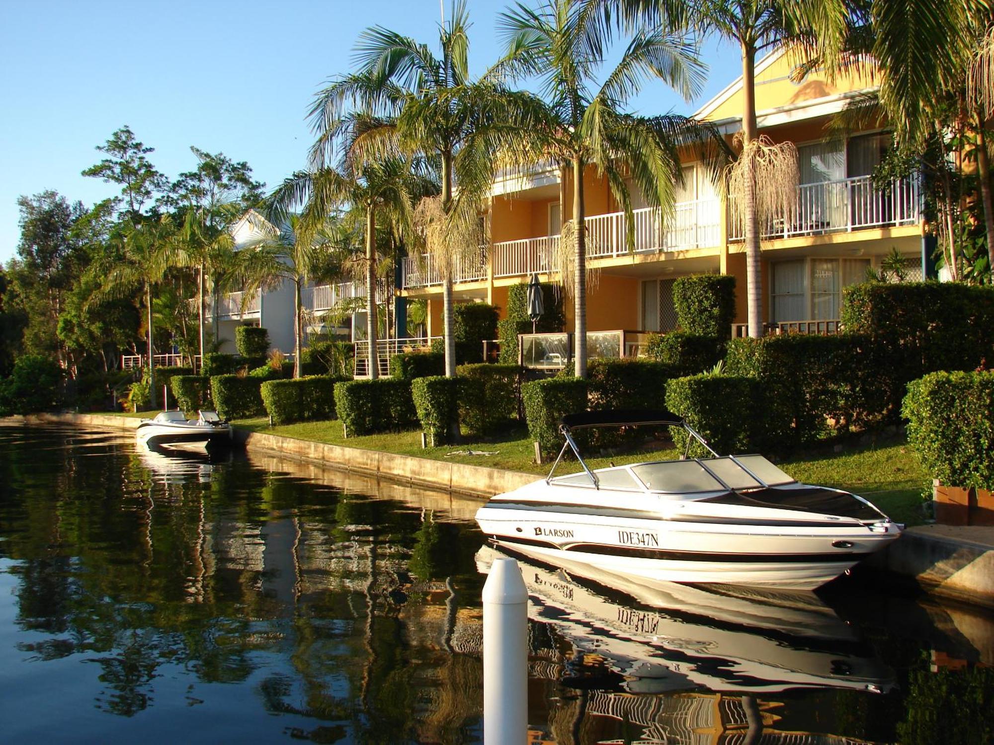 Portside Noosa Waters Hotel Noosaville Exterior photo