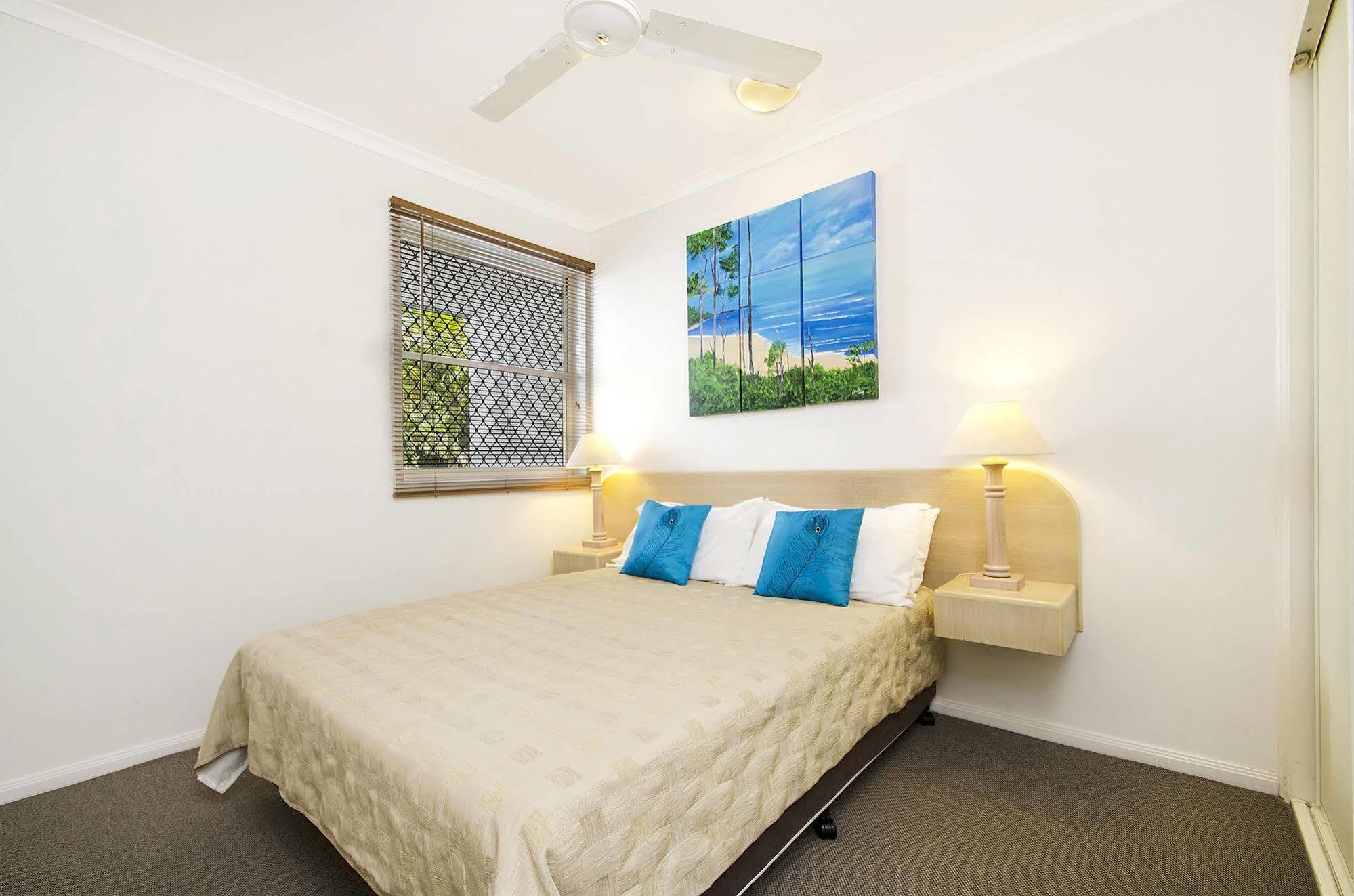 Portside Noosa Waters Hotel Noosaville Exterior photo