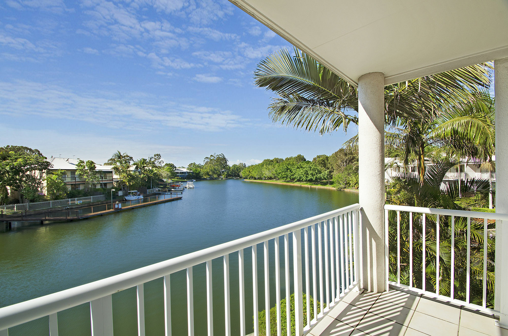 Portside Noosa Waters Hotel Noosaville Exterior photo